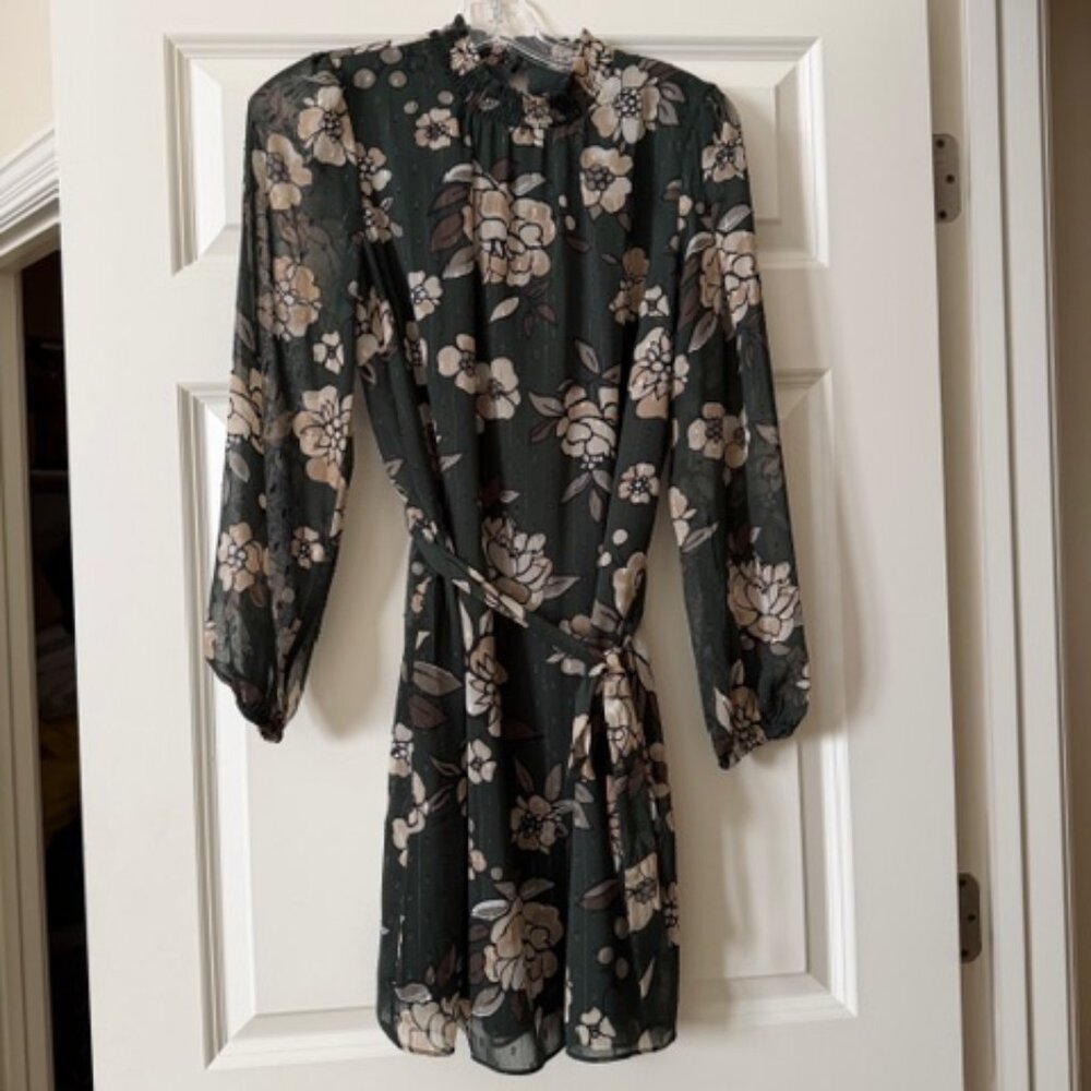 NWT Ann Taylor Factory Long Sleeved Dark Green Floral Tie Dress sz Small Petite